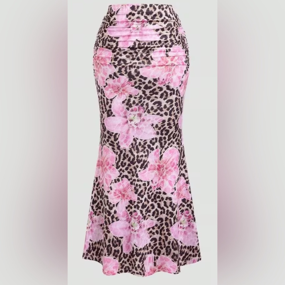 SHEIN Pink Floral Leopard Print Skirt (first picture actually skirt)